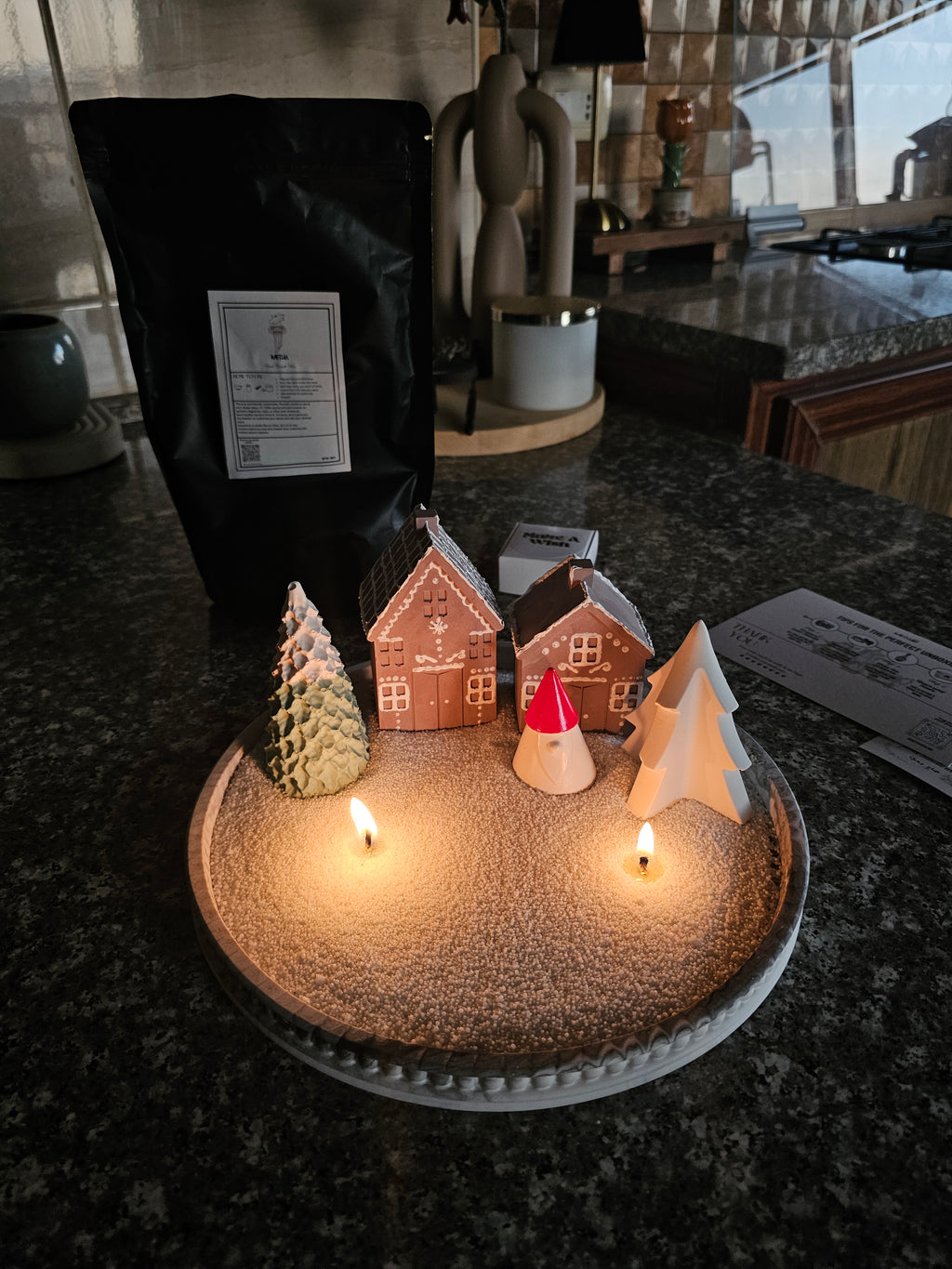 Gingerbread-Snow Village (Festive Tray Set)